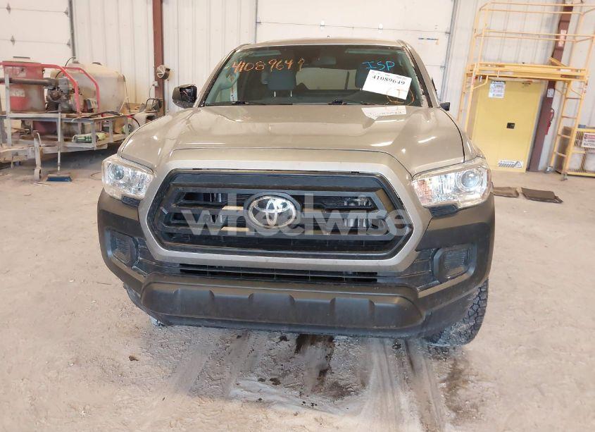 Photo 11 of 2020 Toyota Tacoma SR (VIN 5TFSX5EN3LX073316)