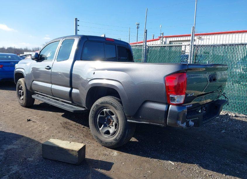 Photo 3 of 2017 Toyota Tacoma SR (VIN 5TFSX5EN4HX054278)