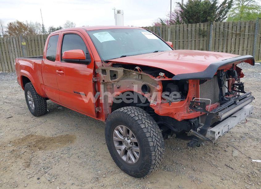 2016 Toyota Tacoma SR5 (VIN 5TFSX5EN5GX046740) main photo
