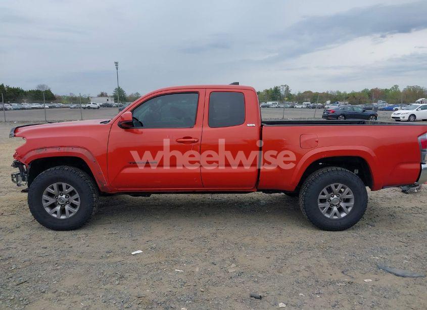 Photo 15 of 2016 Toyota Tacoma SR5 (VIN 5TFSX5EN5GX046740)