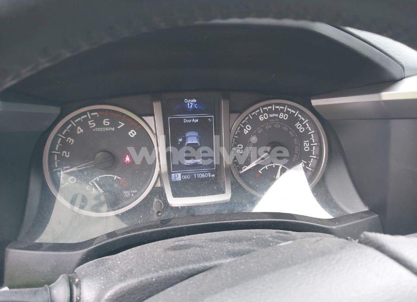 Photo 7 of 2016 Toyota Tacoma SR5 (VIN 5TFSX5EN5GX046740)
