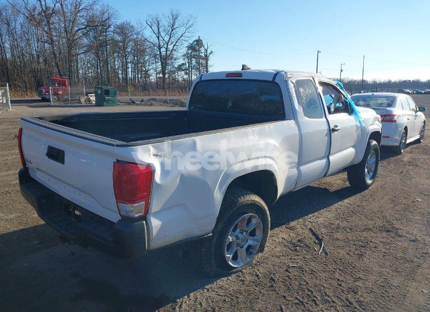 Photo 4 of 2017 Toyota Tacoma SR (VIN 5TFSX5EN5HX048800)