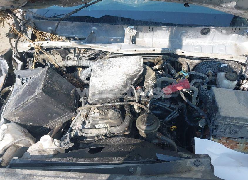 Photo 10 of 2017 Toyota Tacoma SR (VIN 5TFSX5EN5HX049672)