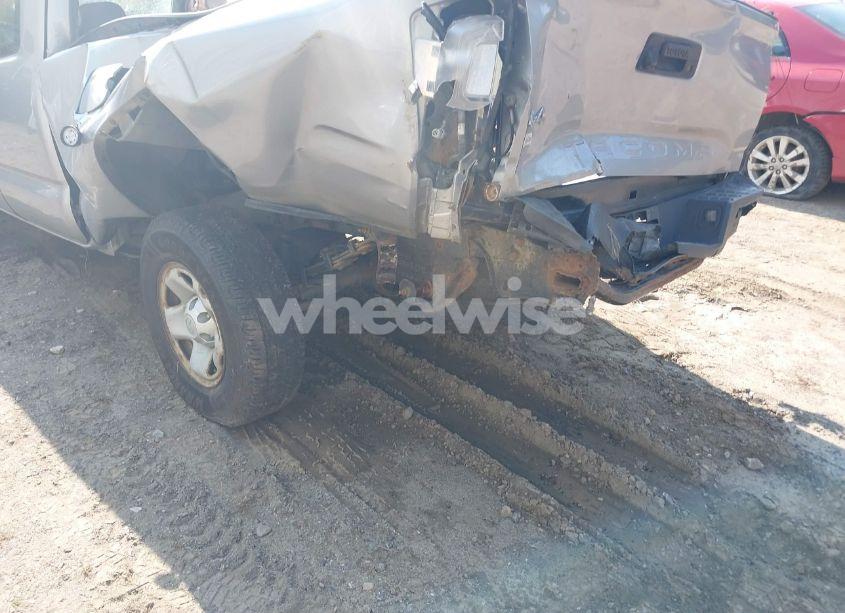 Photo 6 of 2017 Toyota Tacoma SR (VIN 5TFSX5EN5HX049672)