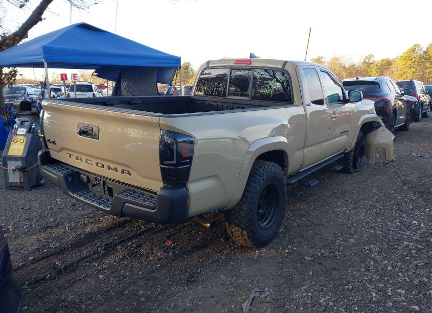 Photo 4 of 2019 Toyota Tacoma SR5 (VIN 5TFSX5EN6KX065502)