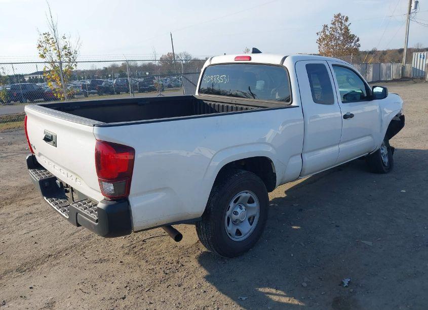 Photo 4 of 2019 Toyota Tacoma SR (VIN 5TFSX5EN6KX066410)
