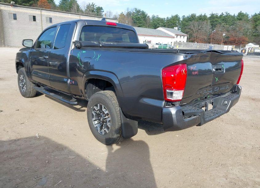 Photo 3 of 2016 Toyota Tacoma SR (VIN 5TFSX5EN7GX047226)
