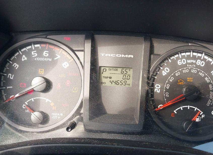 Photo 7 of 2016 Toyota Tacoma SR (VIN 5TFSX5EN7GX047226)