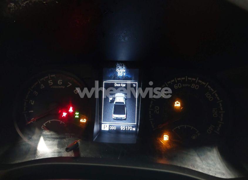 Photo 7 of 2018 Toyota Tacoma SR (VIN 5TFSX5EN7JX060520)