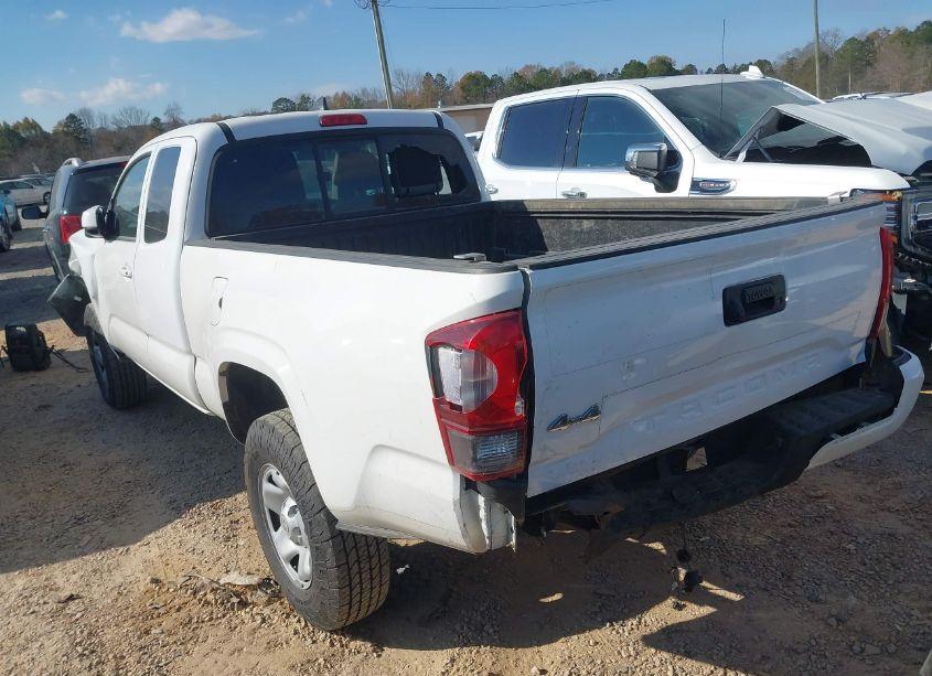 Photo 3 of 2019 Toyota Tacoma SR (VIN 5TFSX5EN7KX065072)