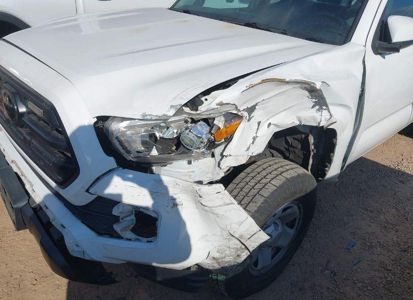 Photo 6 of 2019 Toyota Tacoma SR (VIN 5TFSX5EN7KX065072)