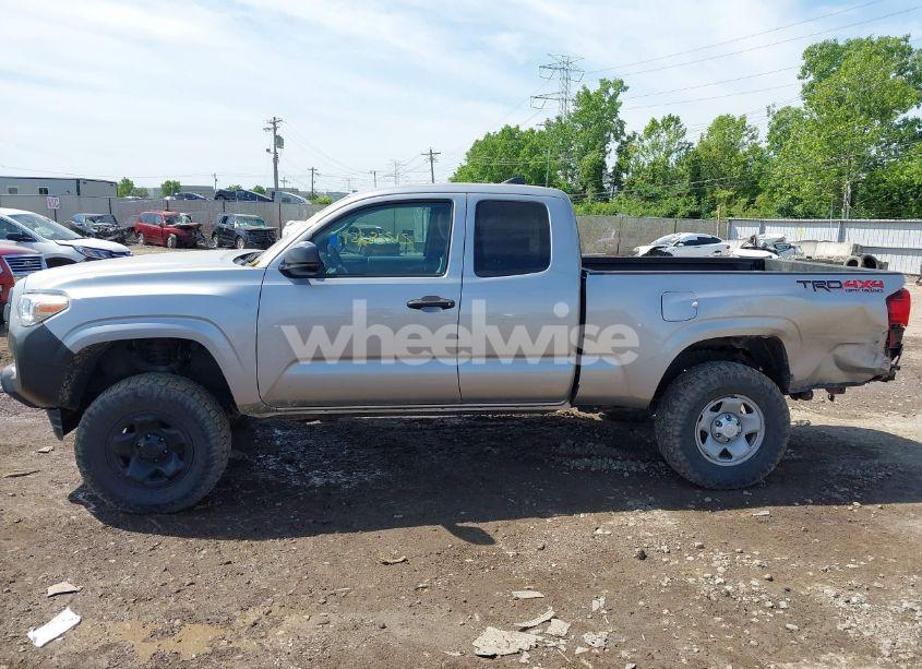 Photo 14 of 2019 Toyota Tacoma SR (VIN 5TFSX5EN7KX067145)