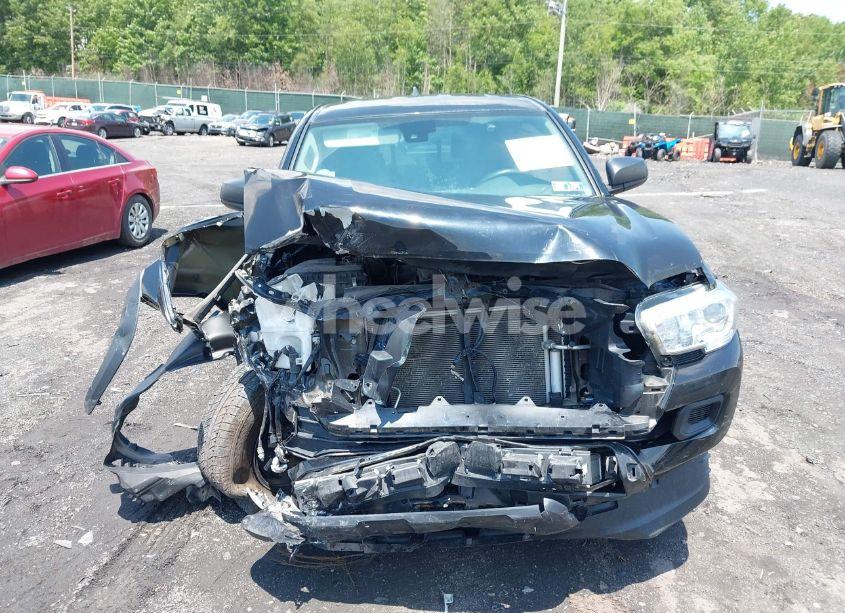 Photo 12 of 2019 Toyota Tacoma SR (VIN 5TFSX5EN7KX070319)