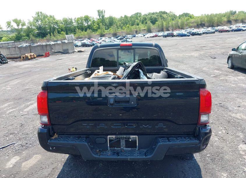 Photo 16 of 2019 Toyota Tacoma SR (VIN 5TFSX5EN7KX070319)