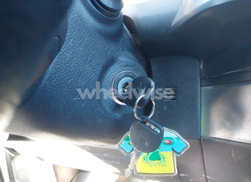 Photo 11 of 2017 Toyota Tacoma SR (VIN 5TFSX5EN8HX047897)