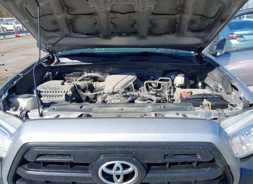 Photo 10 of 2017 Toyota Tacoma SR (VIN 5TFSX5EN8HX056289)