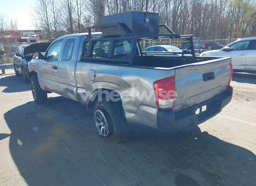 Photo 3 of 2017 Toyota Tacoma SR (VIN 5TFSX5EN8HX056289)