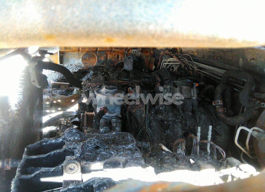 Photo 10 of 2019 Toyota Tacoma SR (VIN 5TFSX5EN8KX069616)