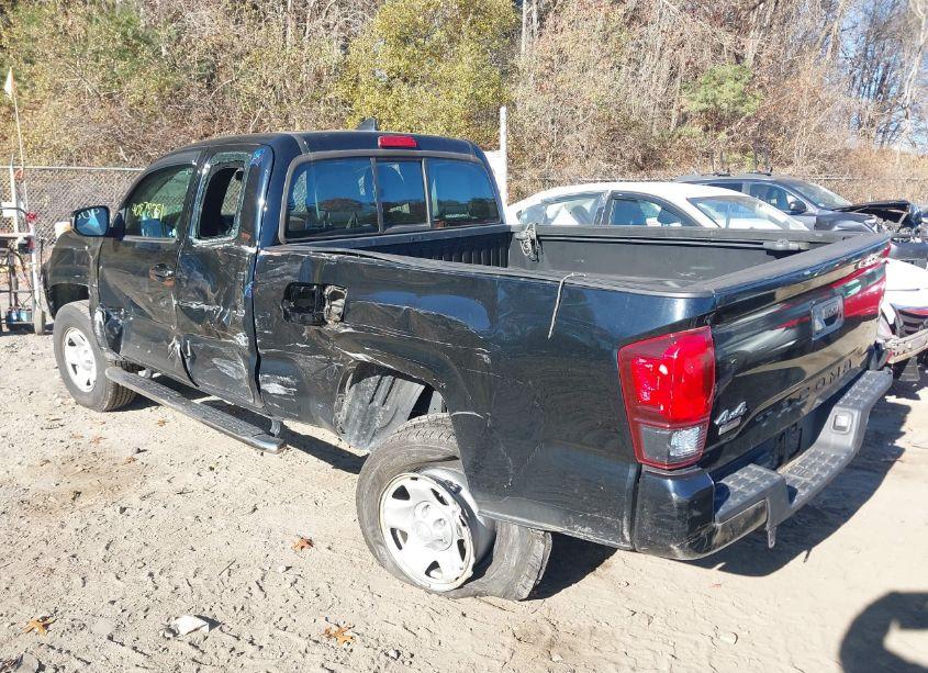 Photo 3 of 2018 Toyota Tacoma SR (VIN 5TFSX5EN9JX058851)