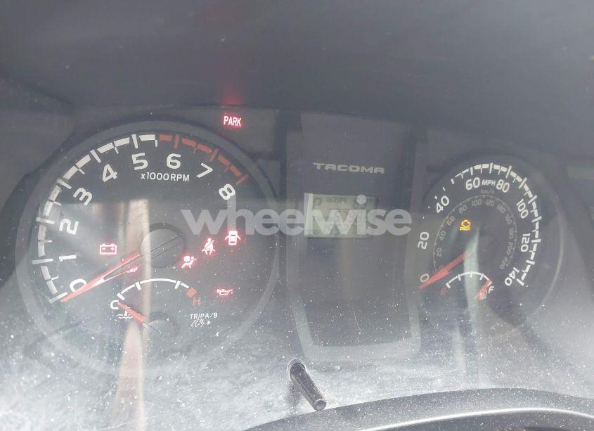 Photo 7 of 2016 Toyota Tacoma SR/SR5 (VIN 5TFSX5ENXGX040643)