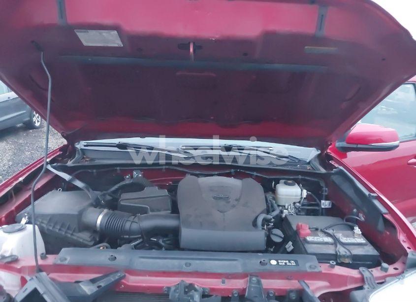 Photo 10 of 2017 Toyota Tacoma TRD OFF ROAD (VIN 5TFSZ5AN0HX121247)