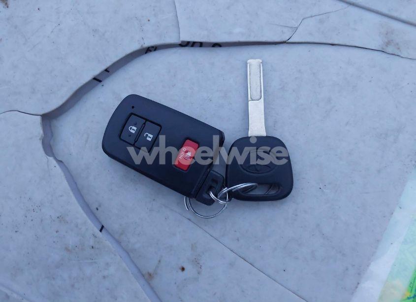 Photo 11 of 2017 Toyota Tacoma TRD OFF ROAD (VIN 5TFSZ5AN0HX121247)