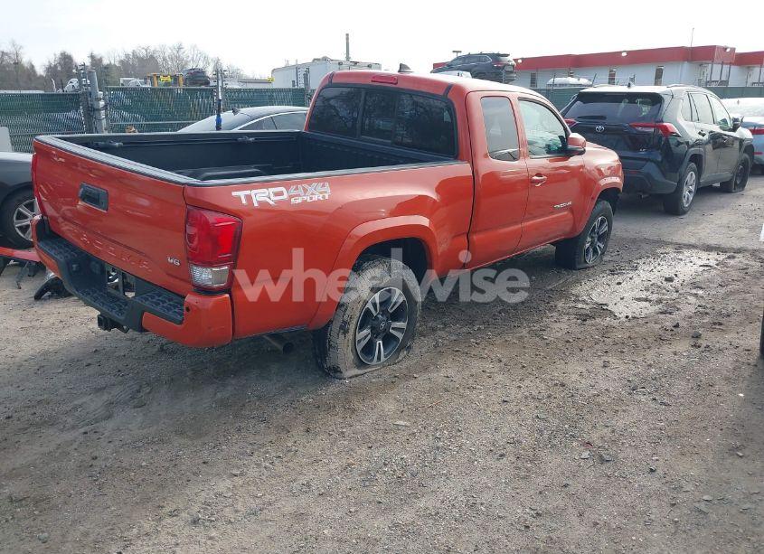 Photo 4 of 2017 Toyota Tacoma TRD SPORT (VIN 5TFSZ5AN1HX082846)