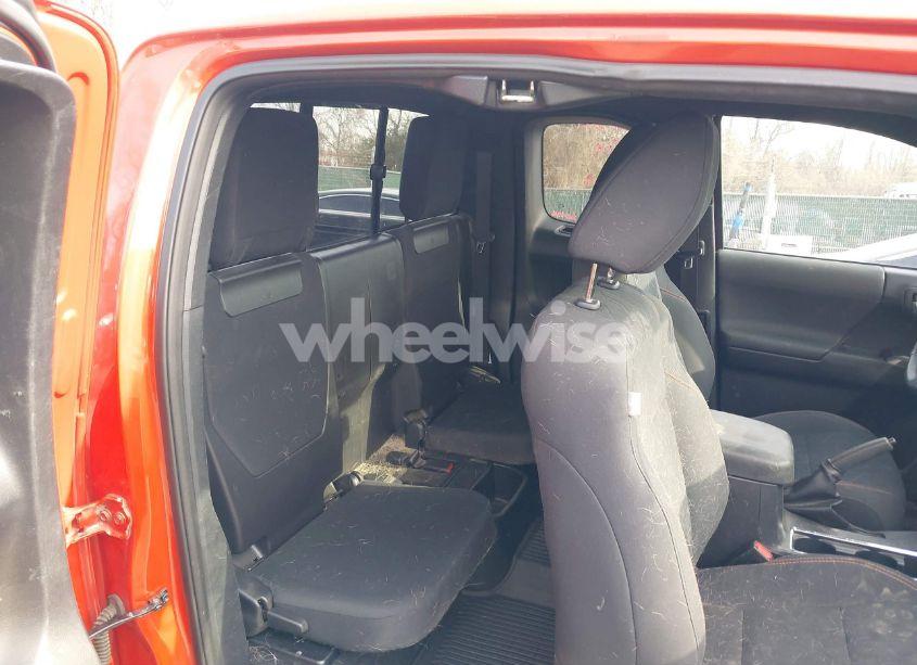 Photo 8 of 2017 Toyota Tacoma TRD SPORT (VIN 5TFSZ5AN1HX082846)