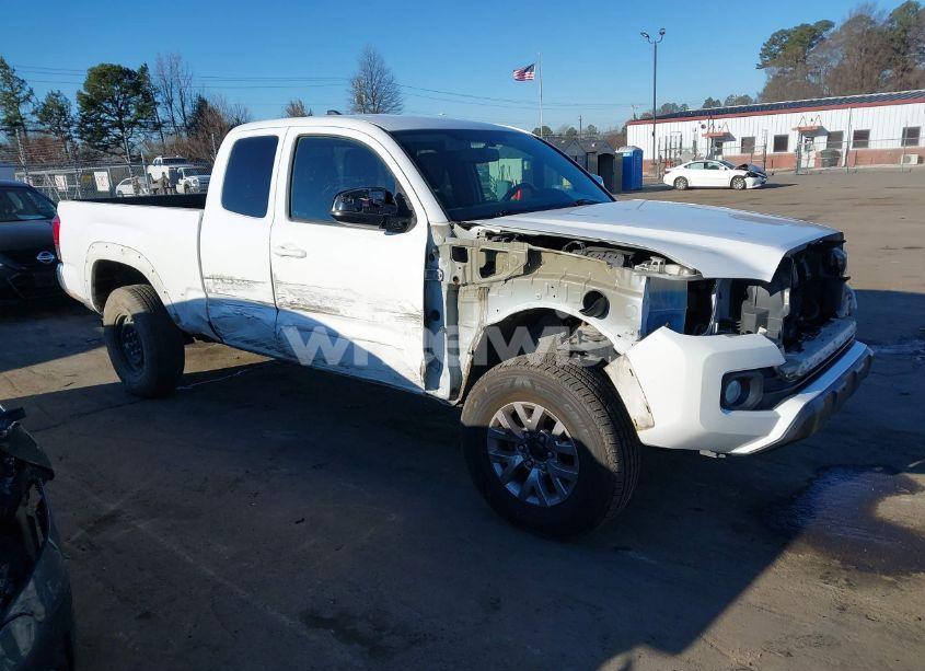 Photo 13 of 2016 Toyota Tacoma SR5 V6 (VIN 5TFSZ5AN2GX023965)