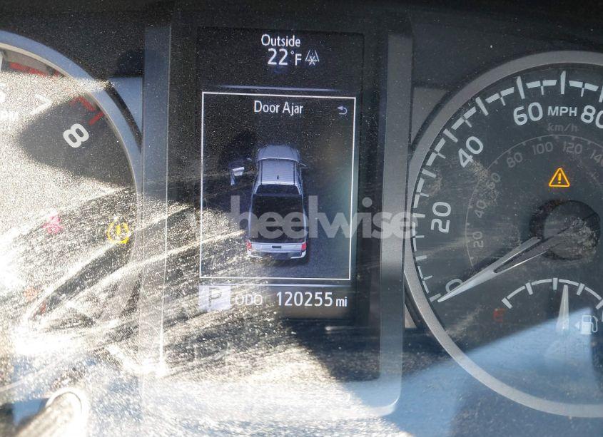 Photo 15 of 2016 Toyota Tacoma SR5 V6 (VIN 5TFSZ5AN2GX023965)