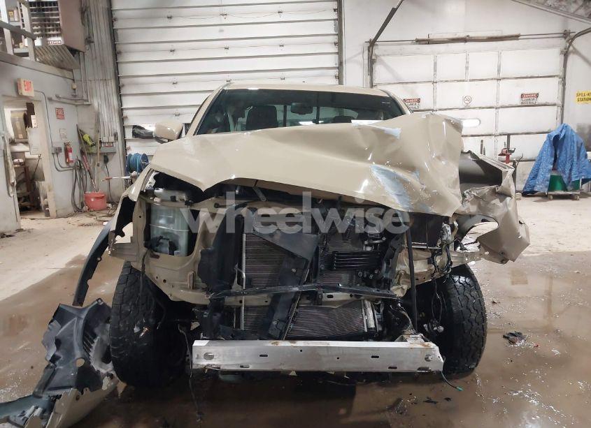 Photo 12 of 2016 Toyota Tacoma TRD OFF ROAD (VIN 5TFSZ5AN3GX026261)