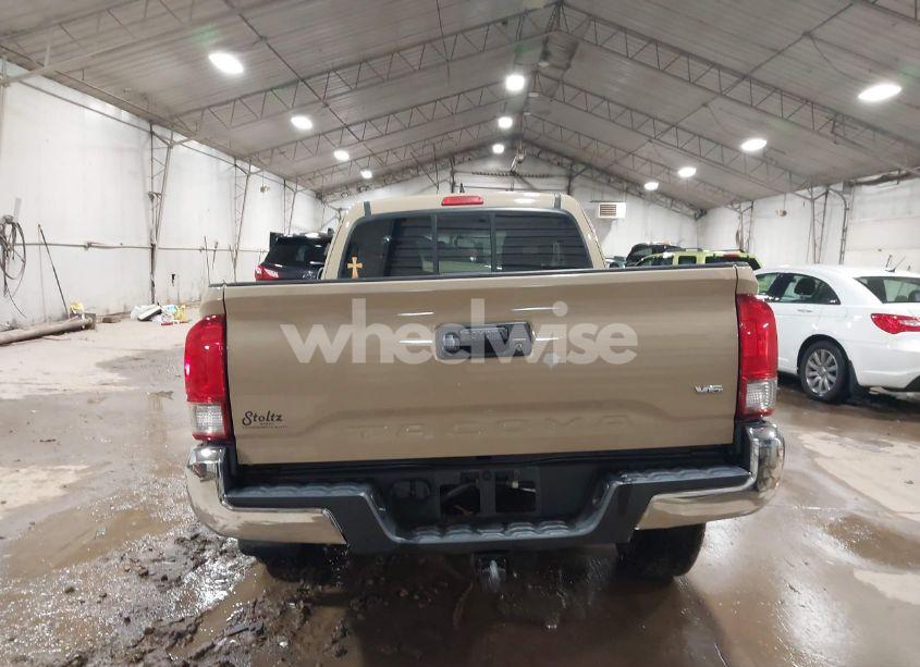 Photo 16 of 2016 Toyota Tacoma TRD OFF ROAD (VIN 5TFSZ5AN3GX026261)