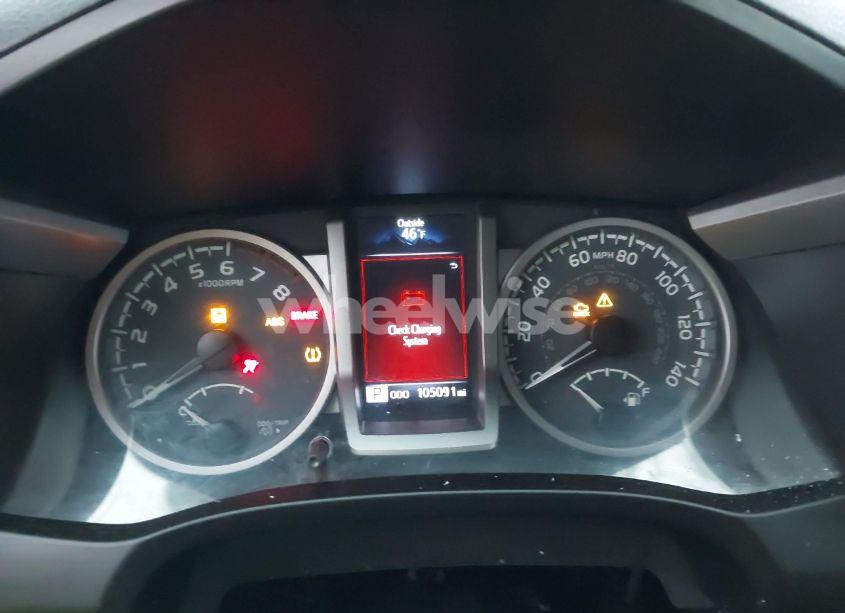 Photo 7 of 2017 Toyota Tacoma SR5 V6 (VIN 5TFSZ5AN3HX067670)