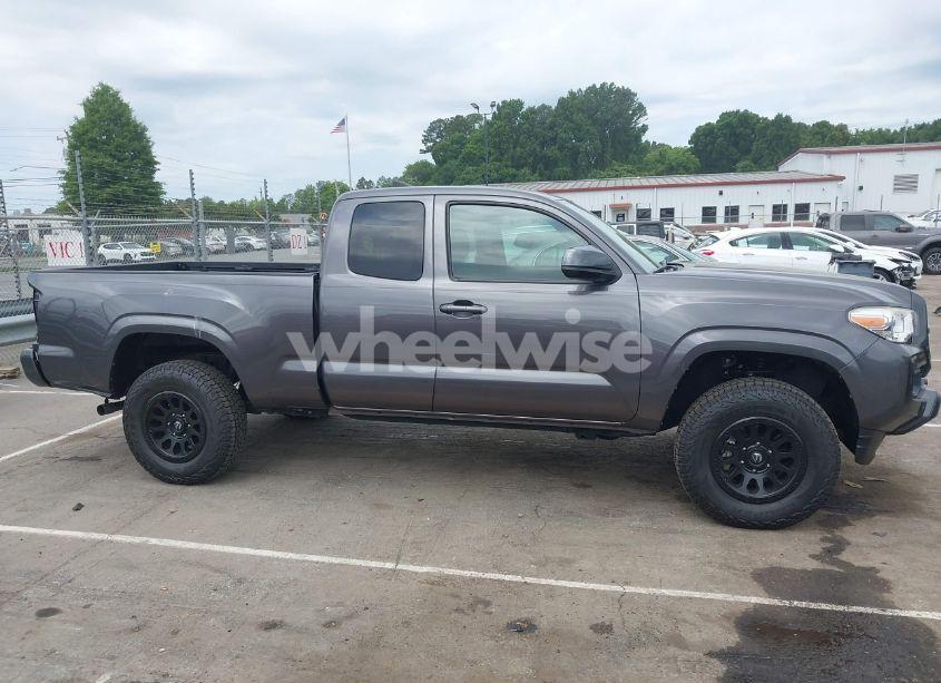 Photo 13 of 2019 Toyota Tacoma SR V6/SR5 V6/TRD OFF ROAD/TRD SPORT (VIN 5TFSZ5AN3KX190800)
