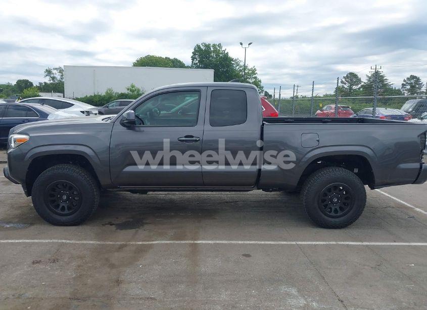 Photo 14 of 2019 Toyota Tacoma SR V6/SR5 V6/TRD OFF ROAD/TRD SPORT (VIN 5TFSZ5AN3KX190800)