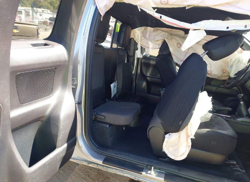 Photo 8 of 2018 Toyota Tacoma TRD SPORT (VIN 5TFSZ5AN5JX133903)