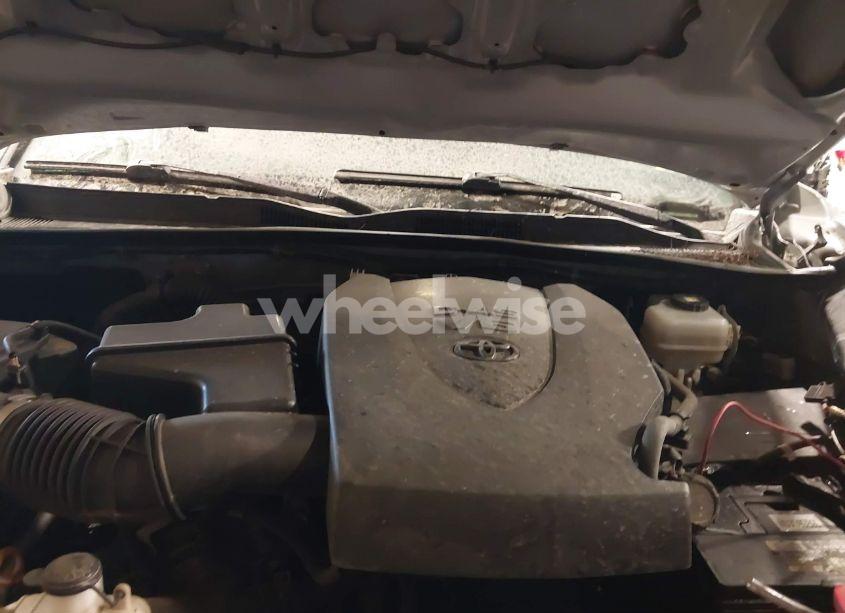 Photo 10 of 2019 Toyota Tacoma TRD OFF ROAD (VIN 5TFSZ5AN5KX175795)