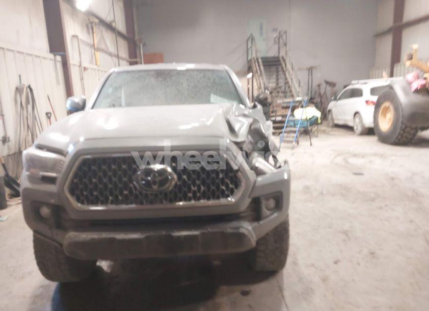 Photo 6 of 2019 Toyota Tacoma TRD OFF ROAD (VIN 5TFSZ5AN5KX175795)