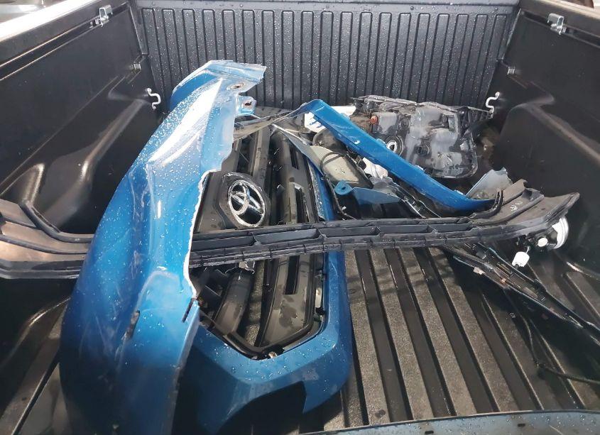Photo 12 of 2016 Toyota Tacoma SR5 V6 (VIN 5TFSZ5AN6GX023113)