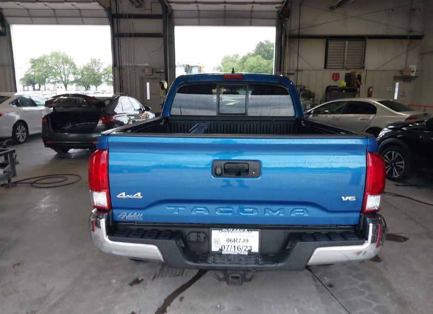 Photo 17 of 2016 Toyota Tacoma SR5 V6 (VIN 5TFSZ5AN6GX023113)