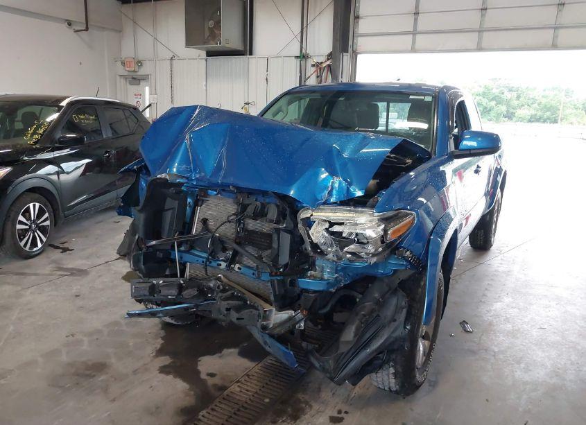 Photo 6 of 2016 Toyota Tacoma SR5 V6 (VIN 5TFSZ5AN6GX023113)