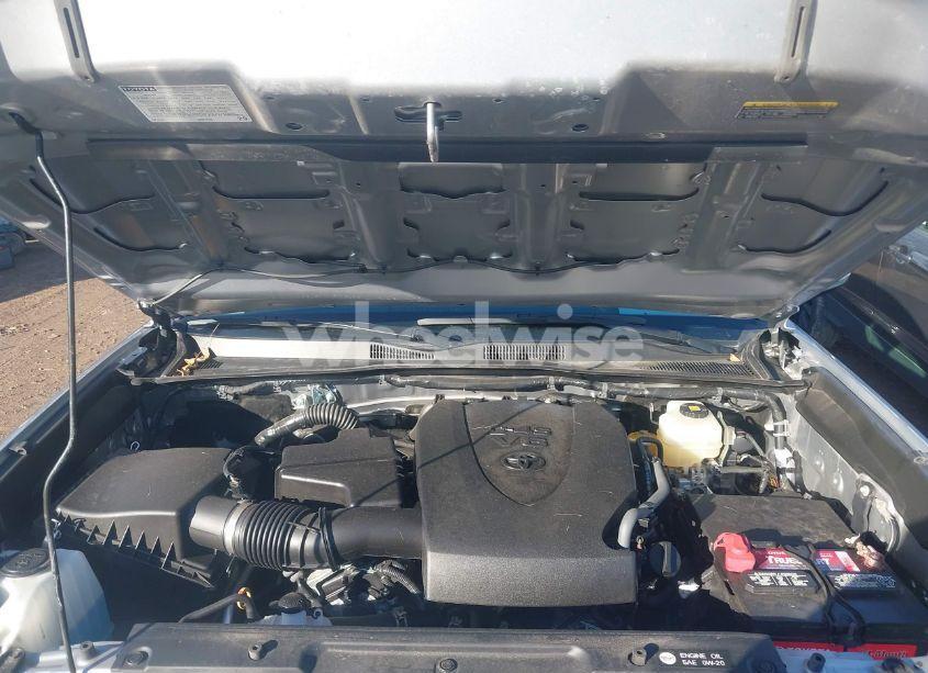 Photo 10 of 2017 Toyota Tacoma TRD OFF ROAD (VIN 5TFSZ5AN6HX120880)