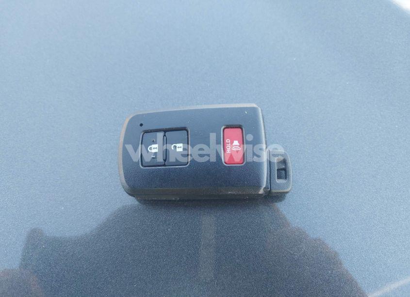 Photo 11 of 2017 Toyota Tacoma TRD OFF ROAD (VIN 5TFSZ5AN6HX120880)