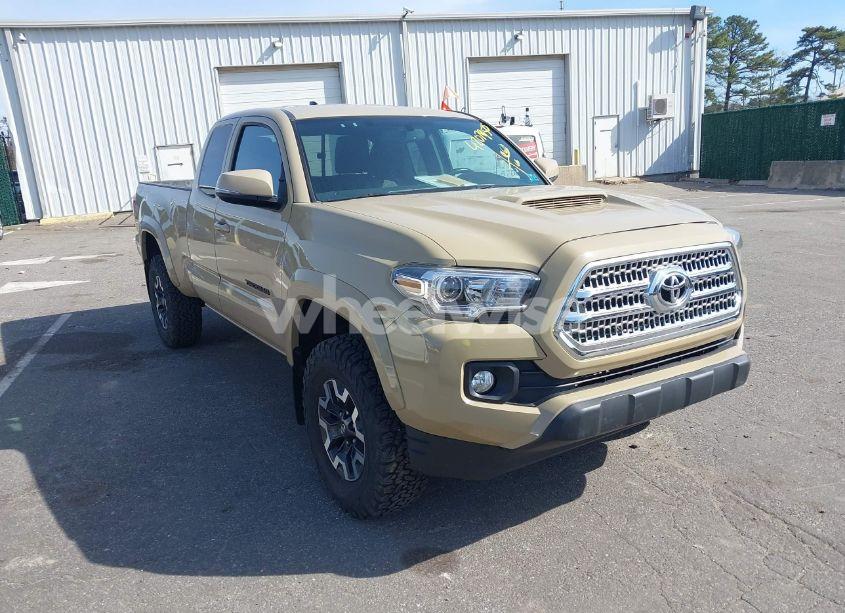 2017 Toyota Tacoma TRD SPORT (VIN 5TFSZ5AN7HX056929) main photo