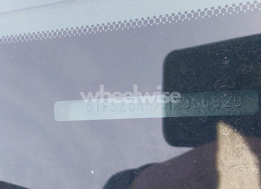 Photo 18 of 2017 Toyota Tacoma TRD SPORT (VIN 5TFSZ5AN7HX056929)