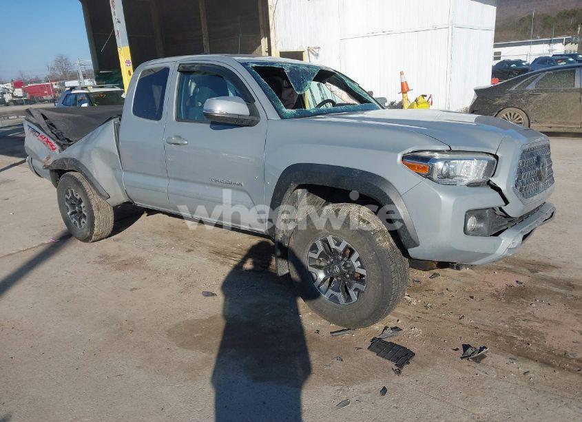 2019 Toyota Tacoma TRD OFF ROAD (VIN 5TFSZ5AN7KX179301) main photo