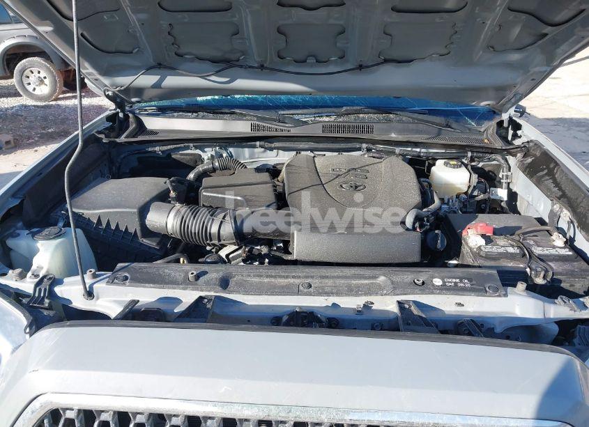 Photo 10 of 2019 Toyota Tacoma TRD OFF ROAD (VIN 5TFSZ5AN7KX179301)