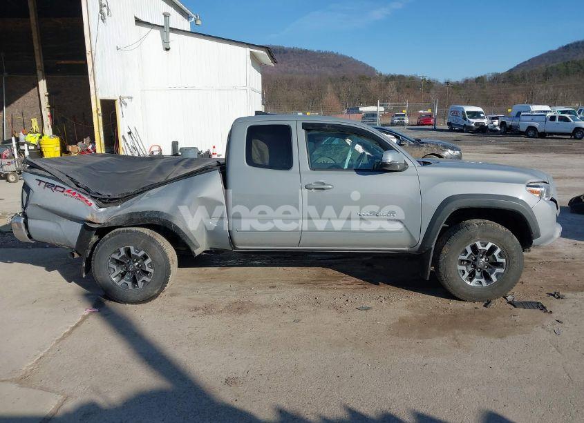 Photo 13 of 2019 Toyota Tacoma TRD OFF ROAD (VIN 5TFSZ5AN7KX179301)
