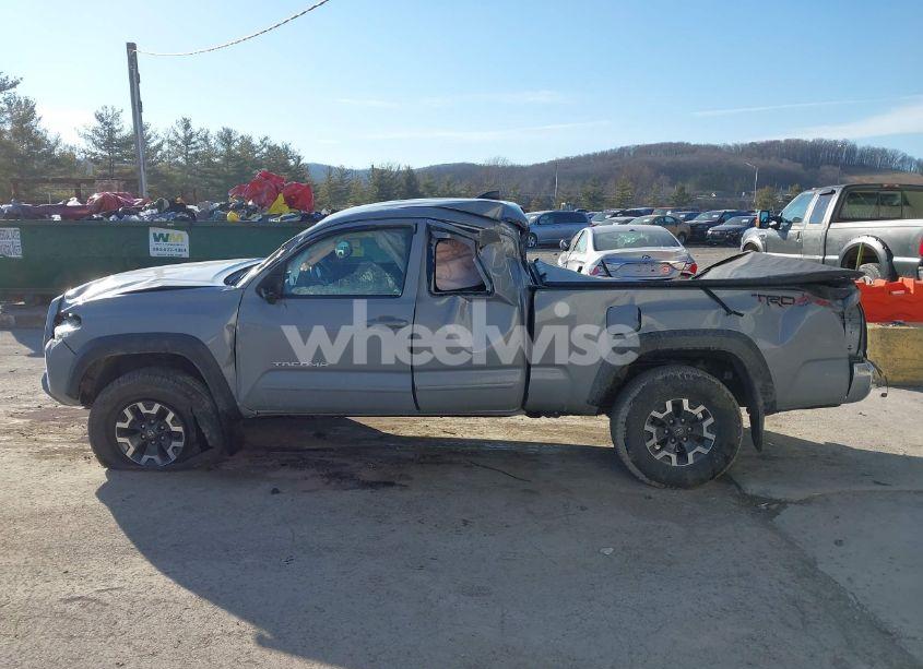 Photo 14 of 2019 Toyota Tacoma TRD OFF ROAD (VIN 5TFSZ5AN7KX179301)
