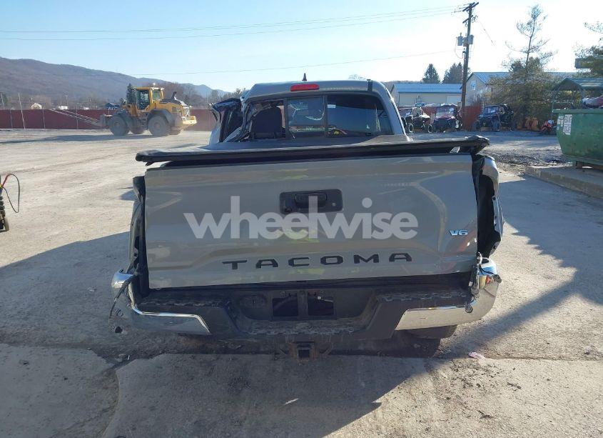 Photo 16 of 2019 Toyota Tacoma TRD OFF ROAD (VIN 5TFSZ5AN7KX179301)